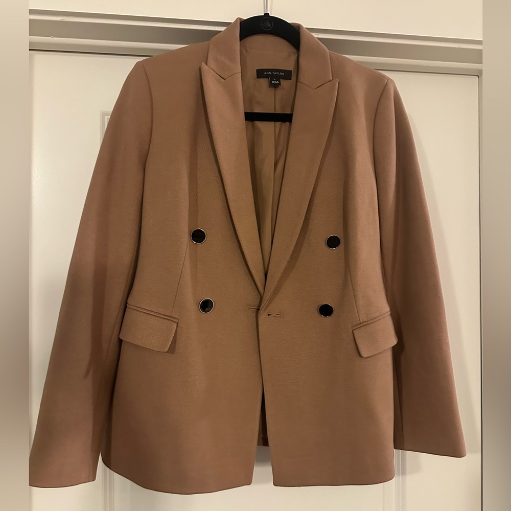 Ann Taylor women’s double breasted blazer size 2 NWOT suit jacket / workwear new
